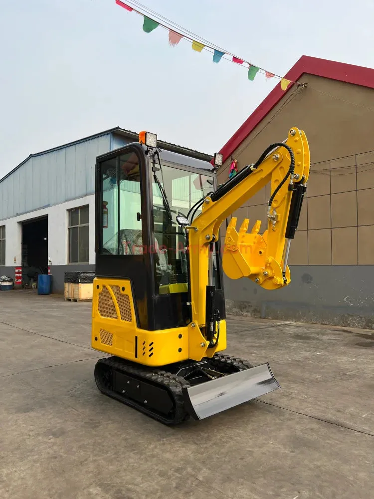 Burly 1.7-Ton Mini Excavator with Kubota D722 Engine