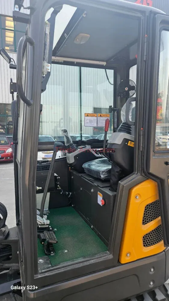 Burly 3.0 Ton Excavator with Kubota D1105 Engine