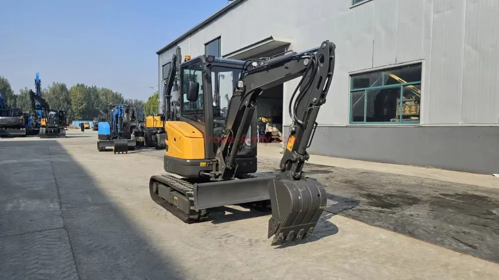 Burly 3.0 Ton Excavator with Kubota D1105 Engine