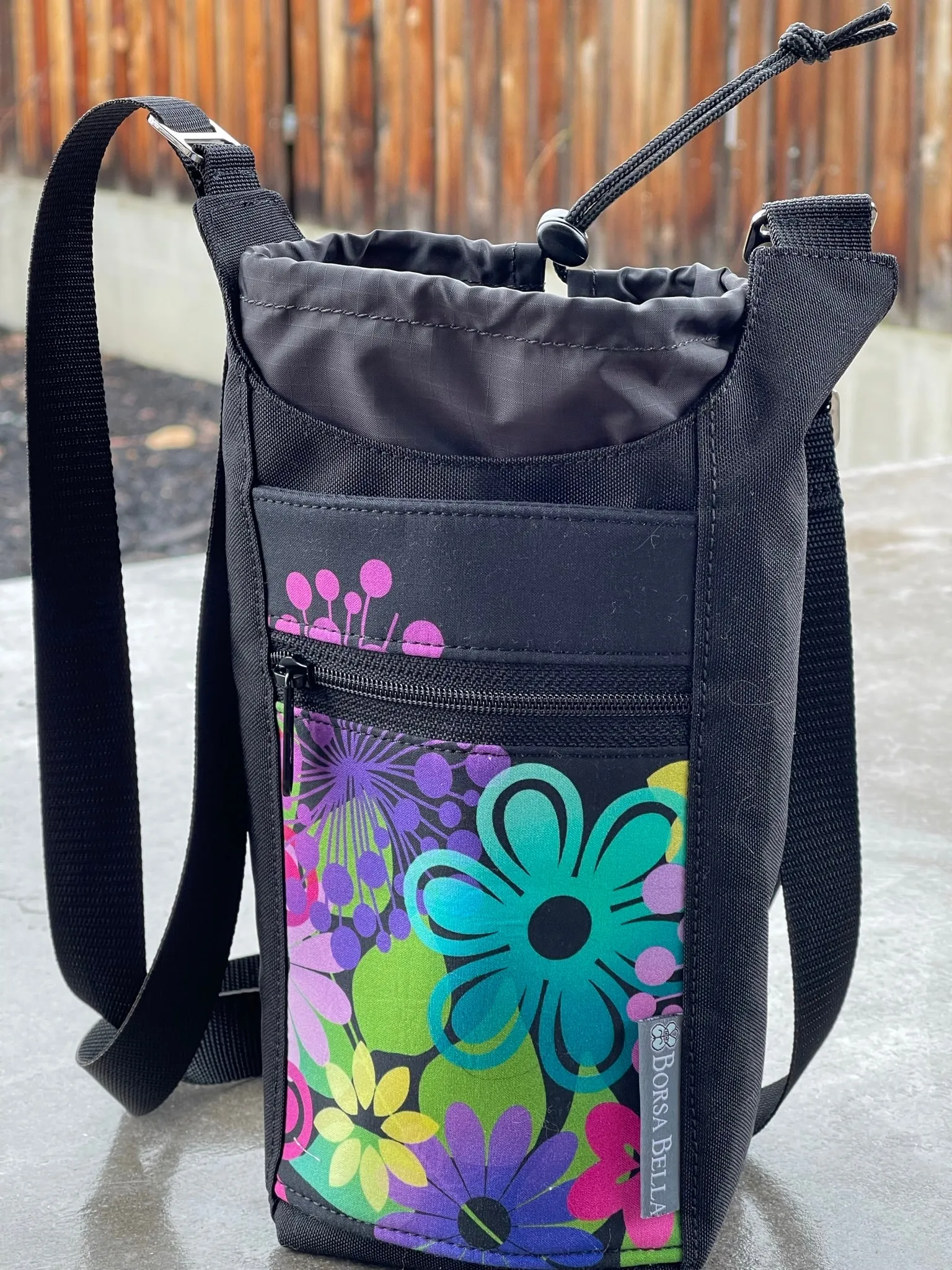 Water Bottle Crossbody Bag - Day Drinker - Groovy Garden Pocket